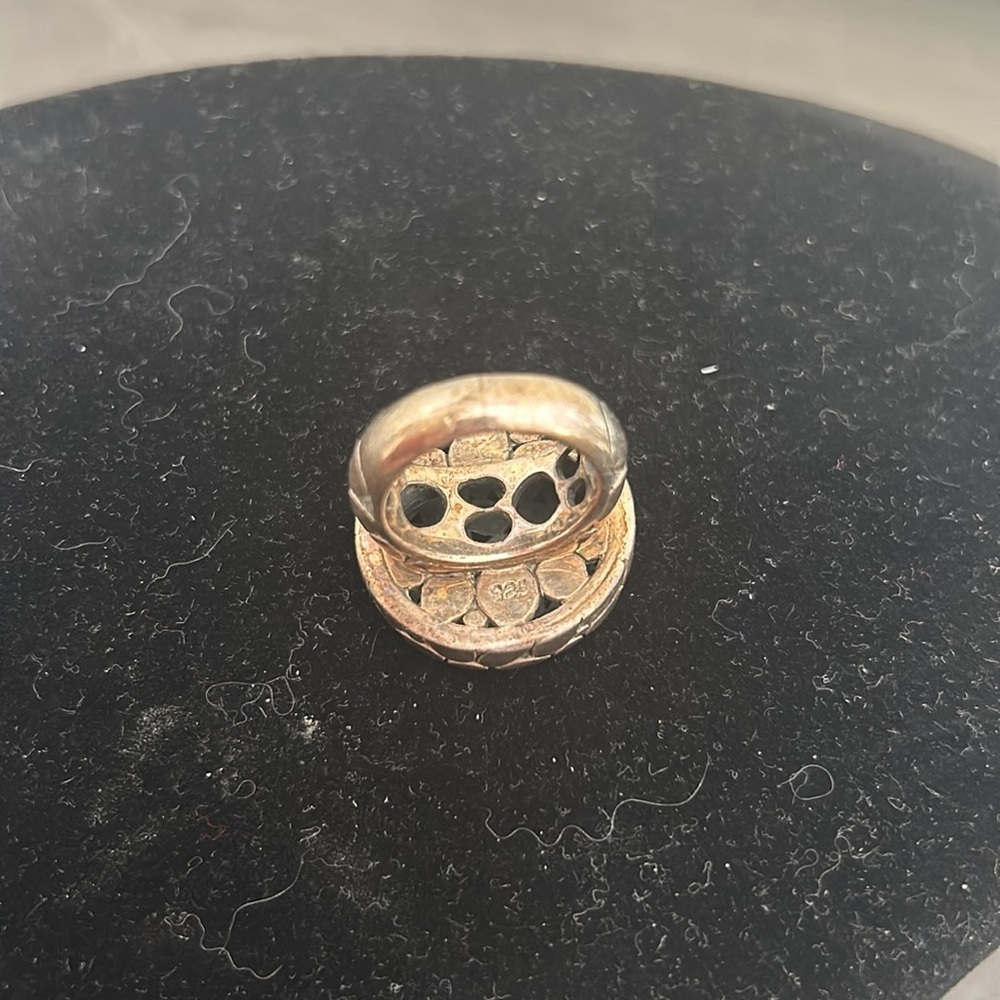 Vintage Sterling Silver Hallmarked Cobblestone Paving Art Design Dome Ring - Picture 3 of 3